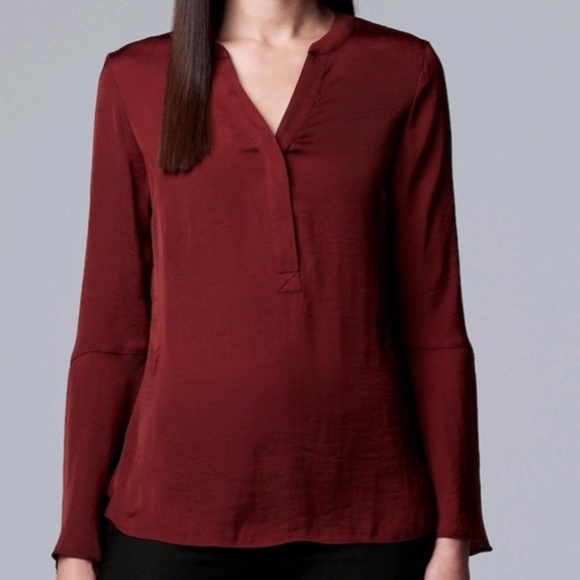 NWOT Simply Vera Wang Silky Red Bell Sleeve Blouse - Picture 2 of 11